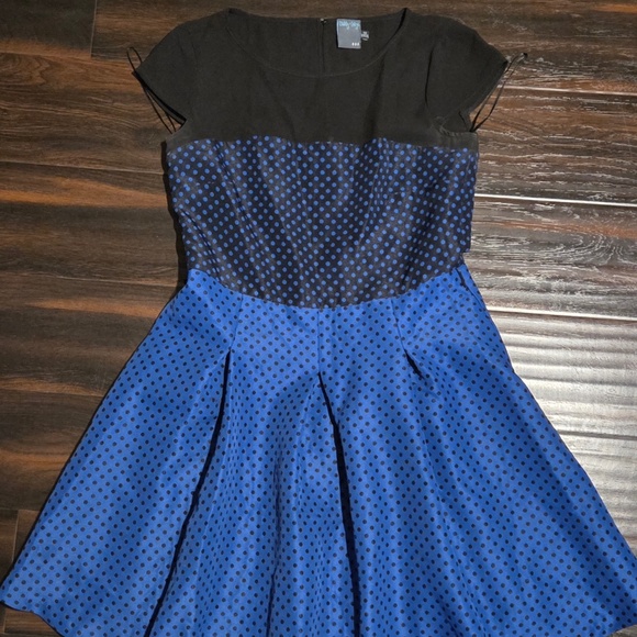 Worn once - Gabby & Skye (Nordstrom) Dress Blue/Black polka dot Sz 12 - Picture 2 of 6